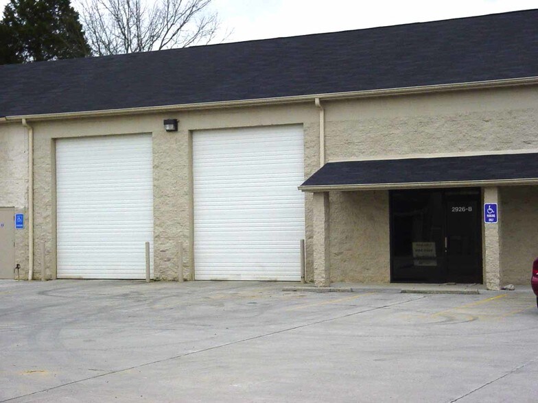 More Photos Of 2920-2926 Byington Solway Rd, Knoxville Warehouse For Lease
