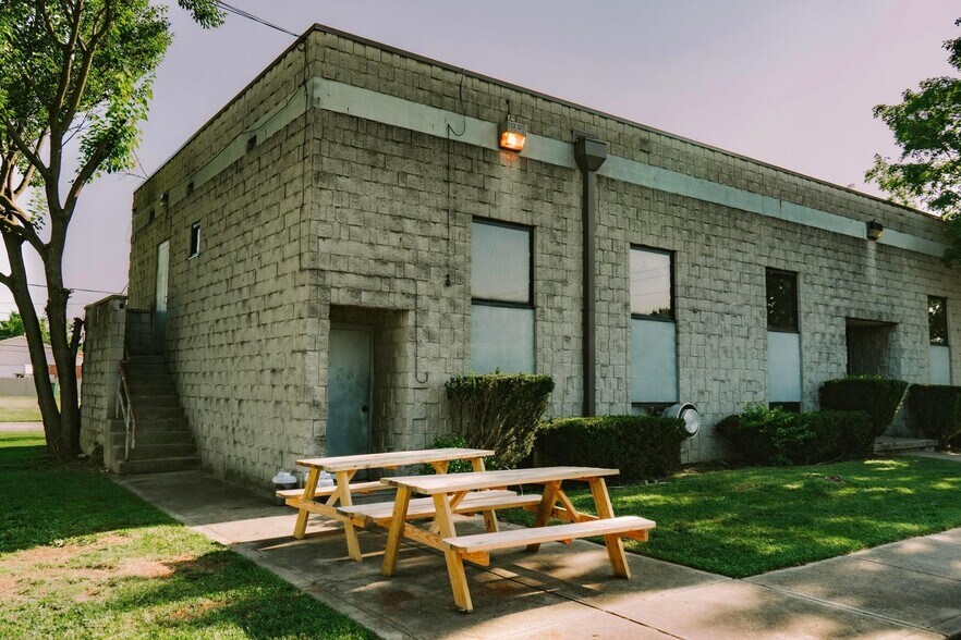 More Photos Of 3055 Templeton Rd, Columbus Loft Creative Space For Sale