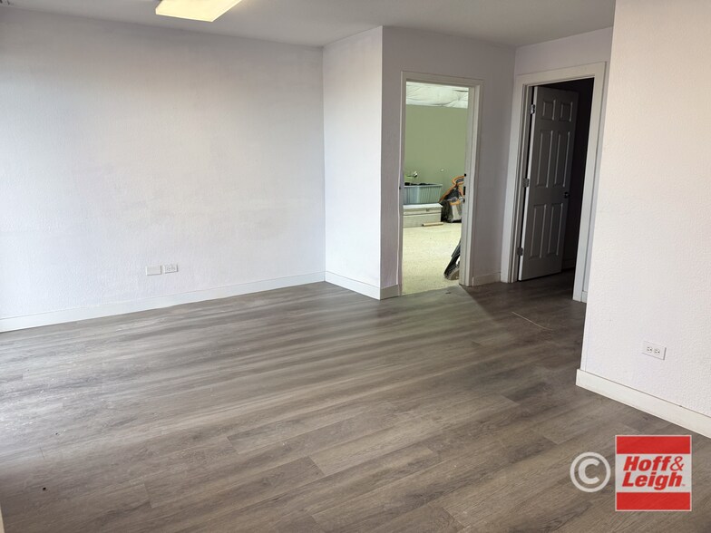 More Photos Of 3911 Norwood Dr, Littleton Manufacturing For Lease