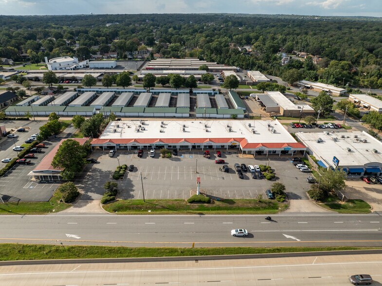 Primary Photo Of 5107 Warden Rd, North Little Rock Unknown For Lease