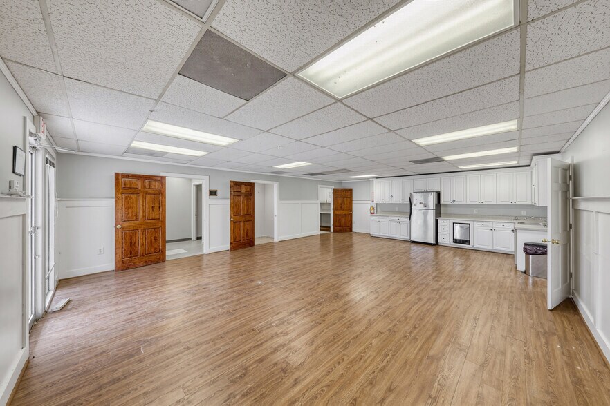 More Photos Of 2801 Clearview Pl, Doraville Office For Sale