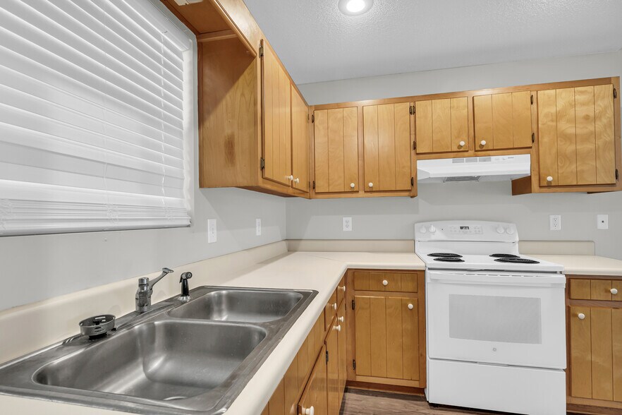 More Photos Of 738 Black Mountain Rd, Toccoa Apartments For Sale