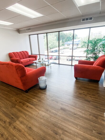 More Photos Of 119 SW Maynard Rd, Cary Office For Sale