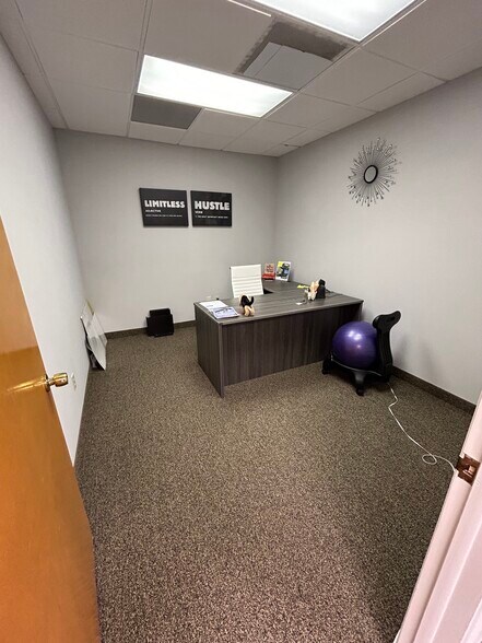 More Photos Of 34650 N US Highway 19, Palm Harbor Office For Lease