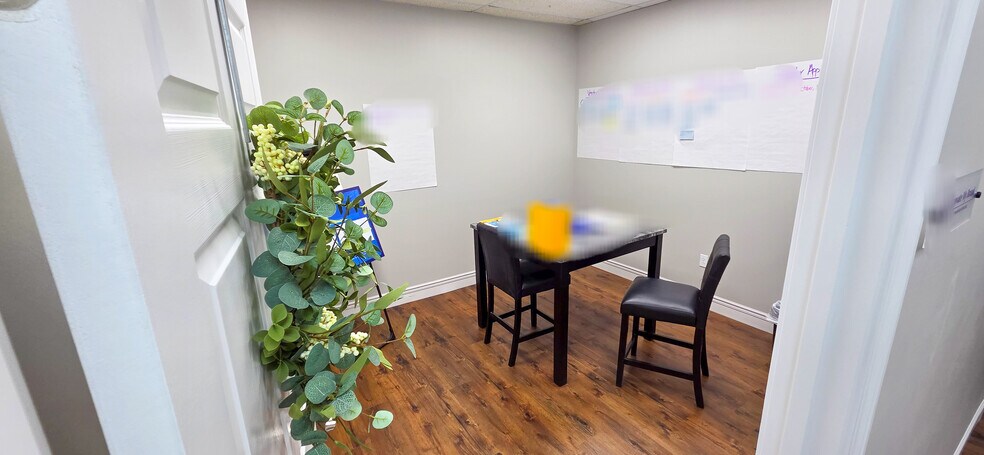 More Photos Of 2722 N 155th St, Basehor Office For Sale