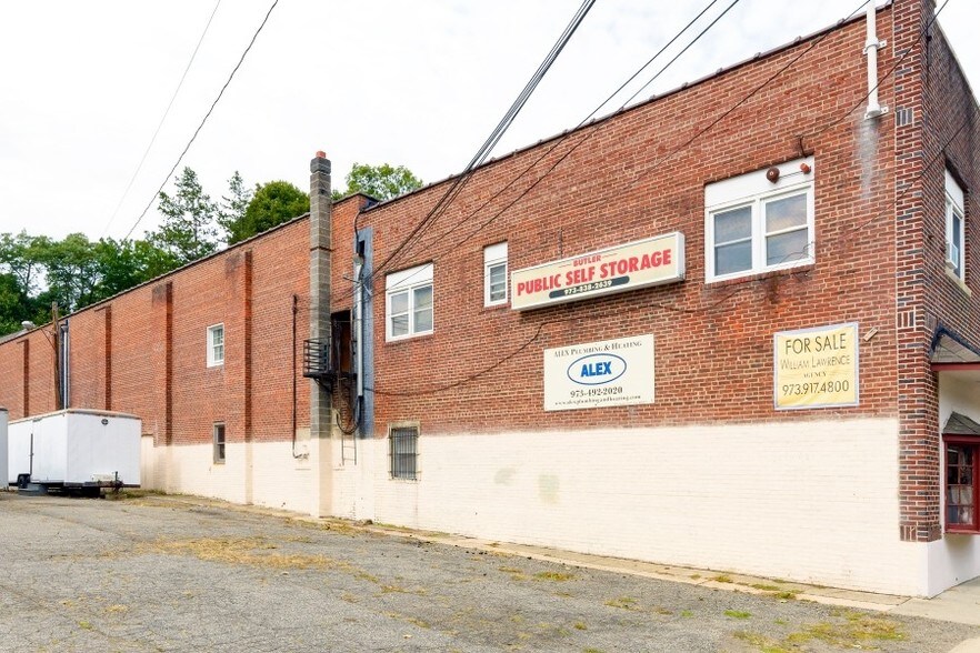 More Photos Of 103 Arch St, Butler Storefront Retail Residential For Sale