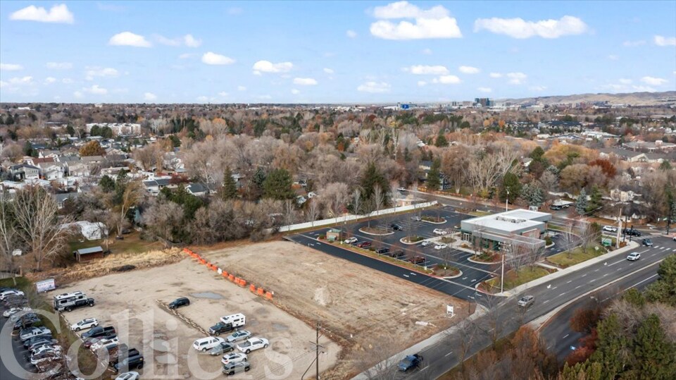 More Photos Of 793 E Parkcenter Blvd, Boise Land For Sale