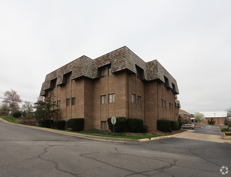 More Photos Of 9440 Marlboro Pike, Upper Marlboro Office For Lease