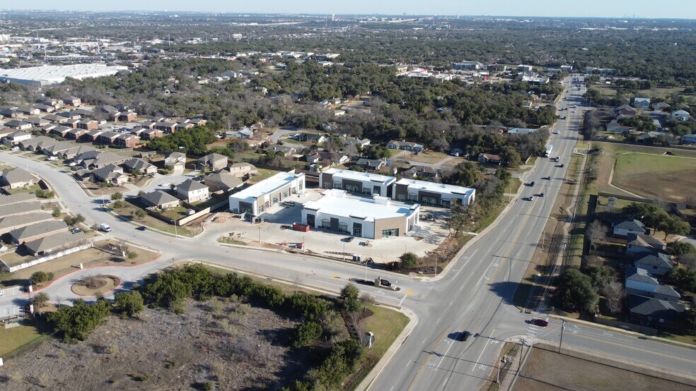 More Photos Of 610 Brashear Ln, Cedar Park General Retail For Sale