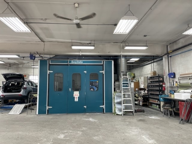 More Photos Of 14610 Guy R Brewer Blvd, Jamaica Warehouse For Sale