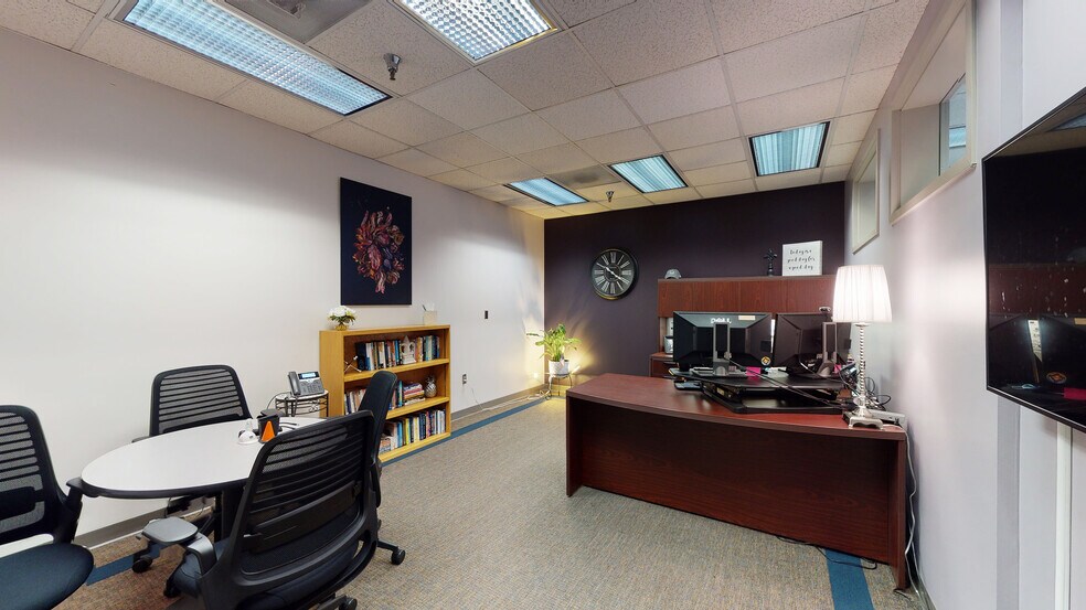More Photos Of 442 Rutherford Ave NE, Roanoke Office For Lease