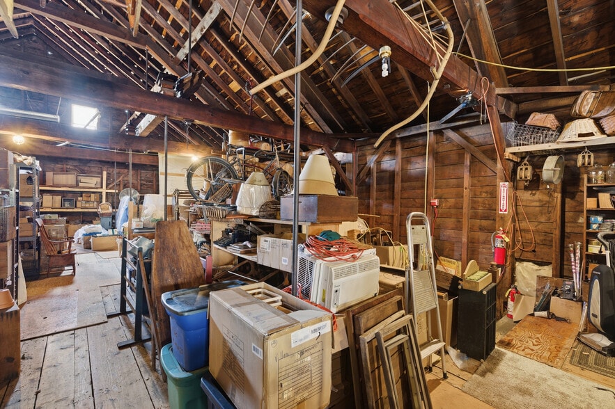 More Photos Of 953 Victory Hwy, Burrillville Bar For Sale