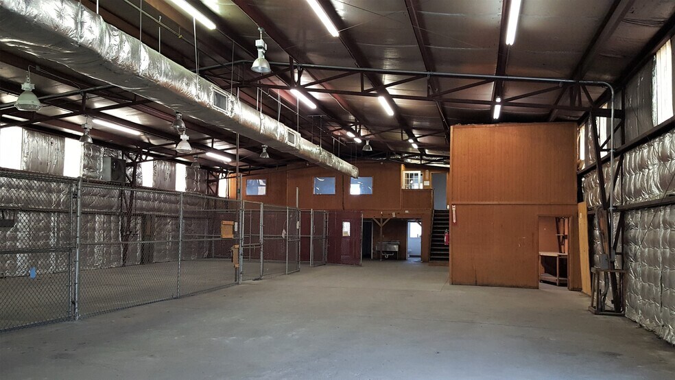 More Photos Of 847 Mt Vernon Ave, Portsmouth Warehouse For Lease