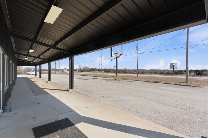 More Photos Of 10923 State Highway 176, Walnut Shade Office For Sale