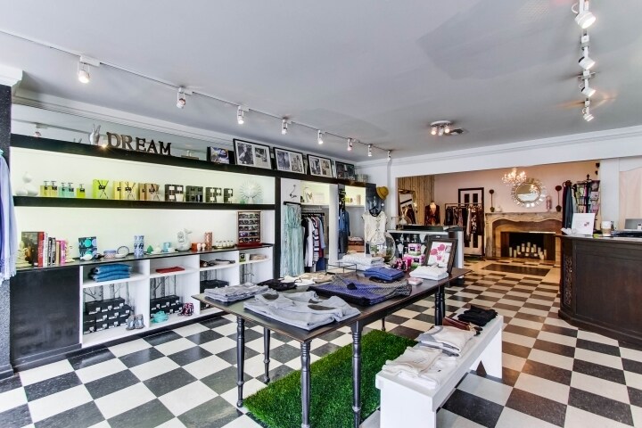 More Photos Of 5544 La Jolla Blvd, La Jolla Storefront Retail Residential For Lease