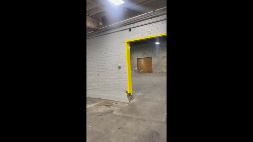 More Photos Of 66 Von Hillern St, Dorchester Showroom For Lease