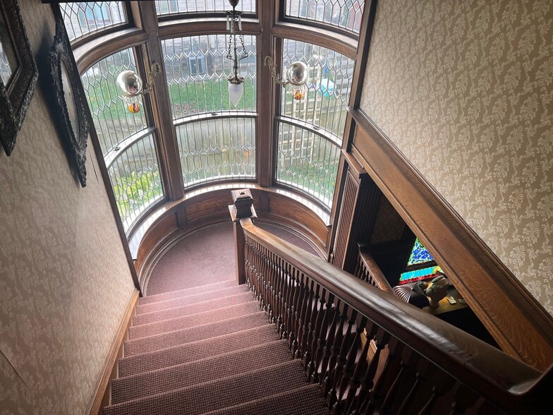 More Photos Of 364 E Church St, Marion Multifamily For Sale