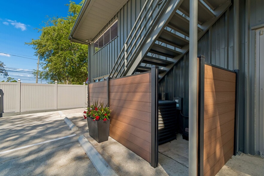 More Photos Of 1453 S Martin Luther King Jr Ave, Clearwater Warehouse For Sale