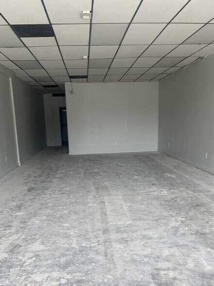 More Photos Of 2911-2941 E 3300 S, Salt Lake City Unknown For Lease