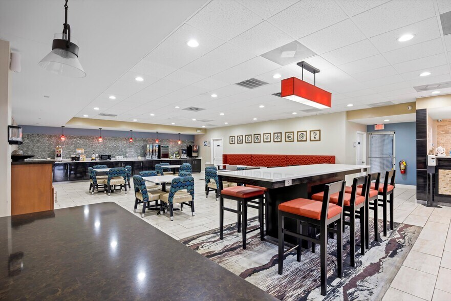 More Photos Of 2106 Chattanooga Rd, Dalton Hotel For Sale