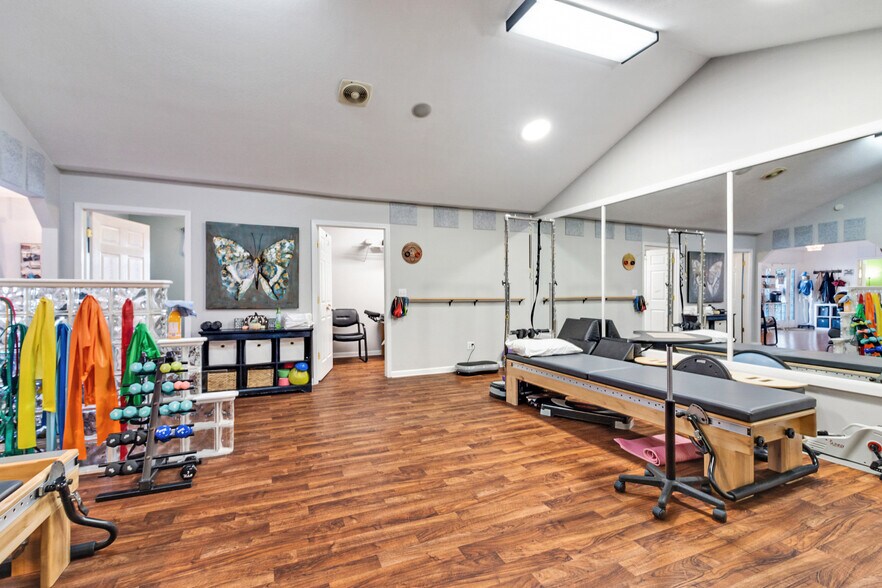 More Photos Of 129 Walker Hill, Crossville Freestanding For Sale