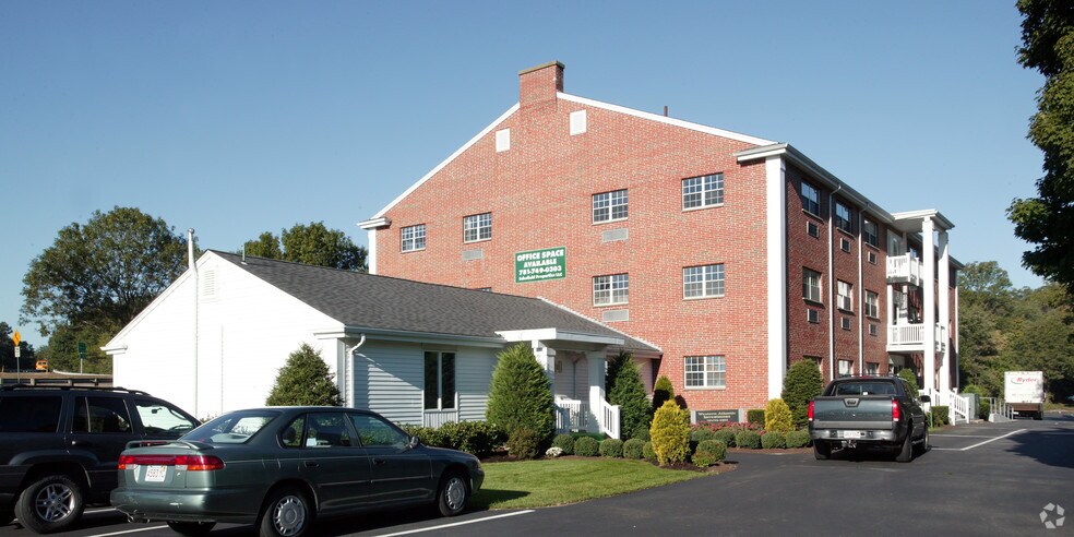 More Photos Of 160 Old Derby St, Hingham Office For Lease