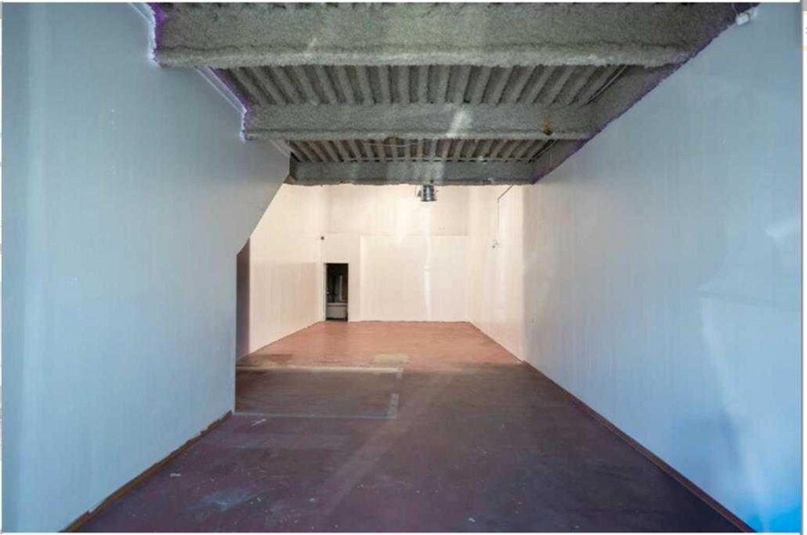 More Photos Of 76 Westwinds Cres NE, Calgary General Retail For Lease