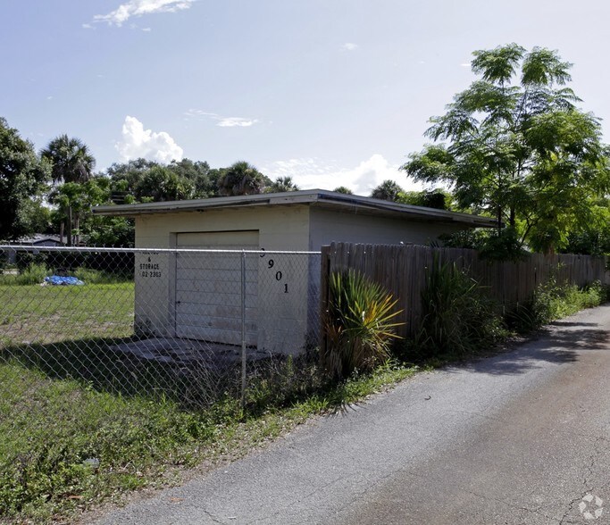 More Photos Of 3901 Hopkins Ave, Titusville Land For Sale
