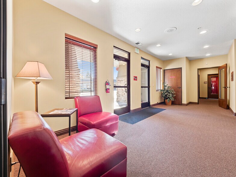 More Photos Of 1151 E Iron Eagle Dr, Eagle Office For Sale