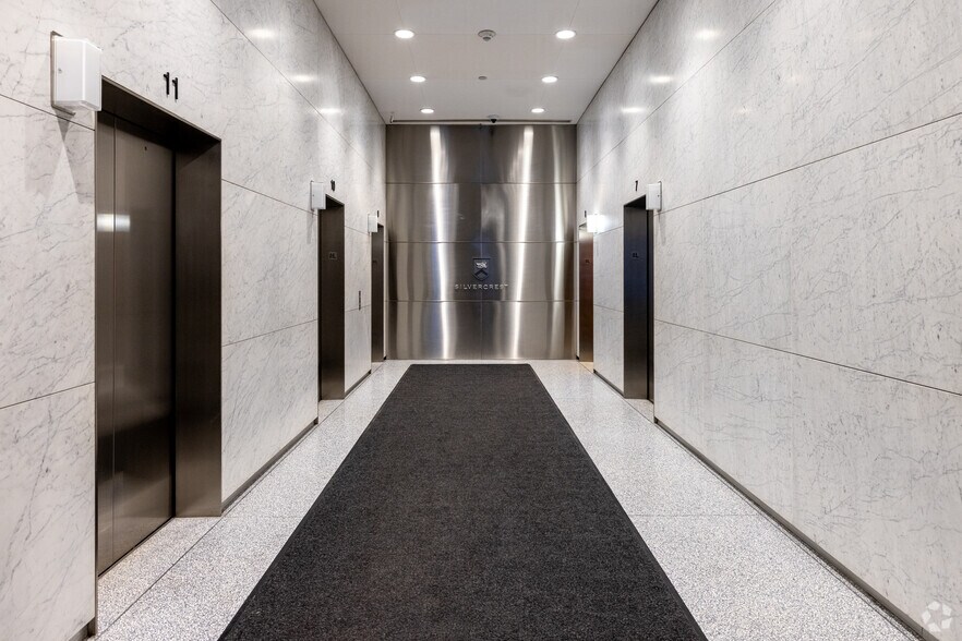More Photos Of 1330 Avenue of the Americas, New York Coworking Space