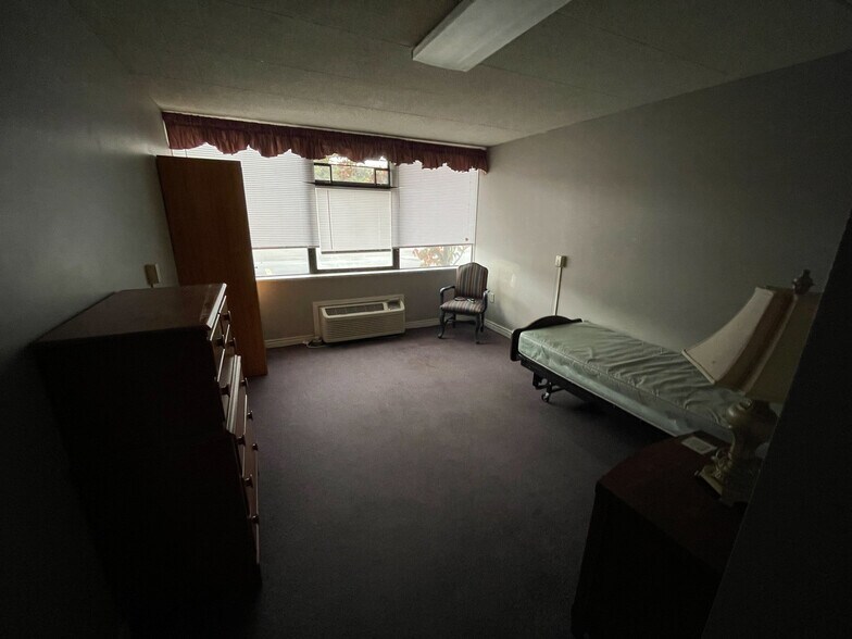 More Photos Of 624 Lysle Blvd, Mckeesport Assisted Living For Sale