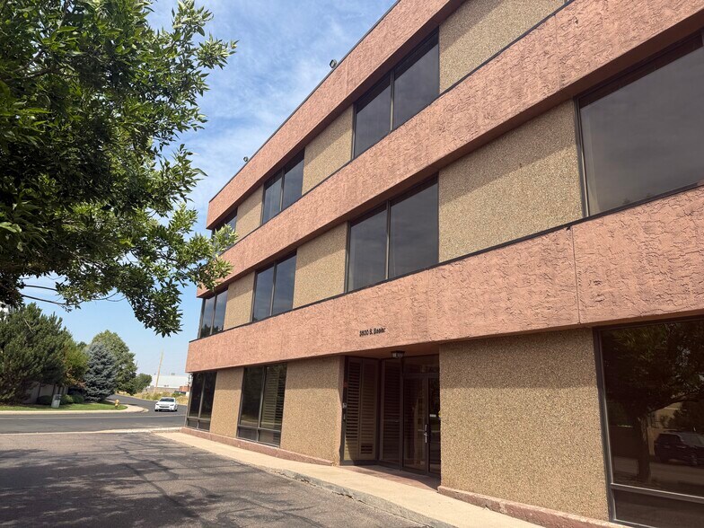 More Photos Of 3600 S Beeler St, Denver Office For Lease