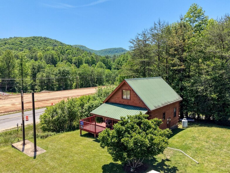 More Photos Of 23 & 60 Greenbriar Hwy, Blairsville Office For Sale