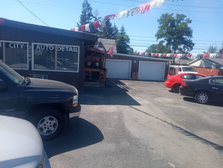 More Photos Of 2702 E Sprague Ave, Spokane Auto Dealership For Sale