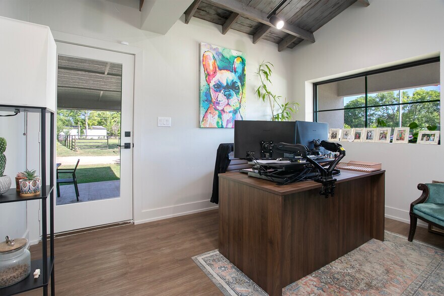 More Photos Of 15393 Highway 64 W, Tyler Warehouse For Lease