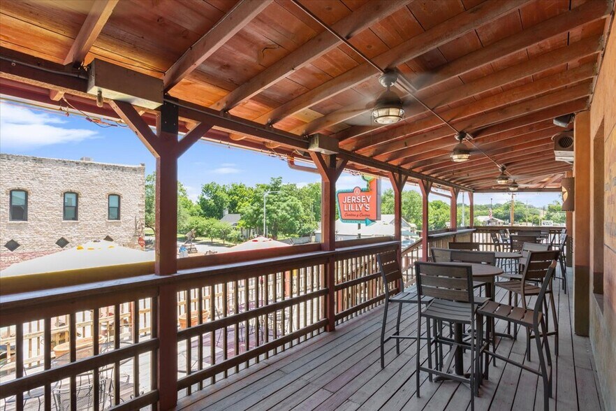 More Photos Of 128 N Pecan, Hico Restaurant For Sale