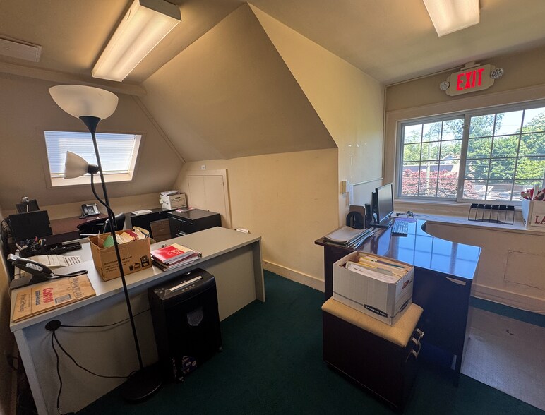 More Photos Of 62 Bowman Ave, Rye Town Office For Lease