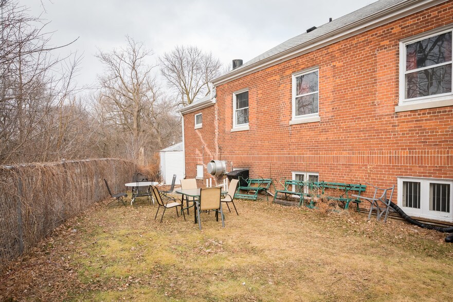 More Photos Of 4121 N Wilson Dr, Milwaukee Lodge Meeting Hall For Sale