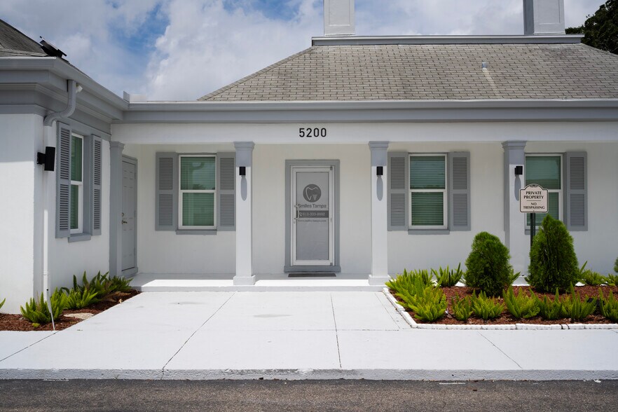 More Photos Of 5200 N Armenia Ave, Tampa Medical For Sale