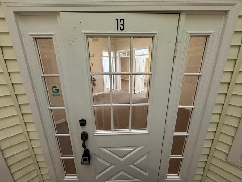 More Photos Of 10621 Airport Pulling Rd, Naples Unknown For Lease