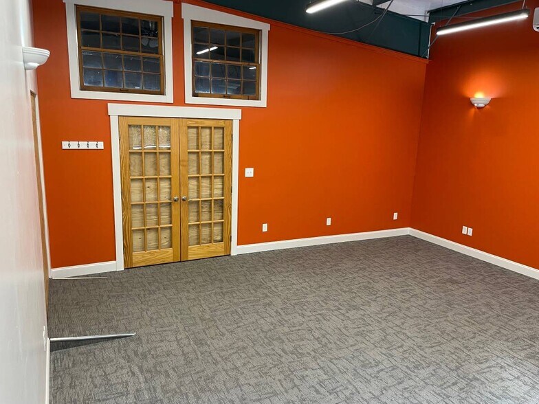 More Photos Of 6146 N Croatan Hwy, Kitty Hawk Storefront Retail Office For Lease