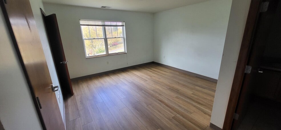 More Photos Of 221 Felician Dr, Moon Twp Apartments For Sale