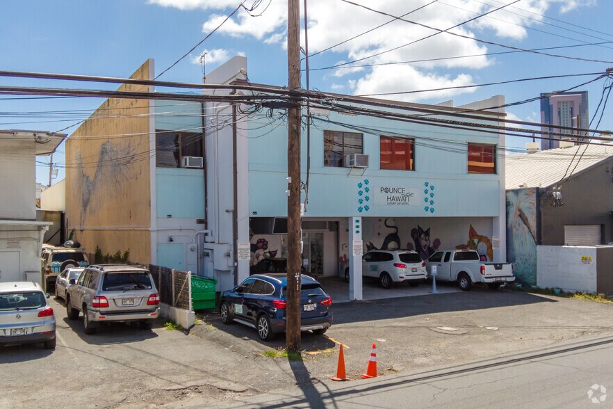More Photos Of 839 Queen St, Honolulu Loft Creative Space For Lease