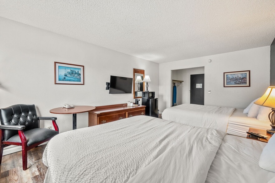 More Photos Of 3535 Janes Rd, Arcata Hotel For Sale