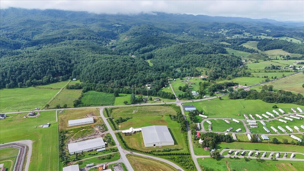 More Photos Of 241 Industrial Park Rd, Mountain City Warehouse For Sale