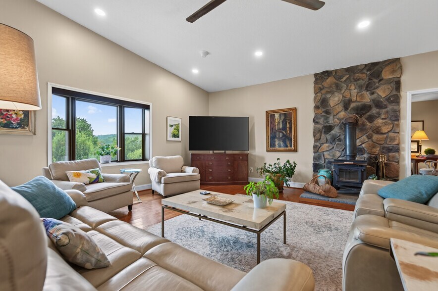 More Photos Of 1661 Turner Spur Rd, Fancy Gap Healthcare For Sale