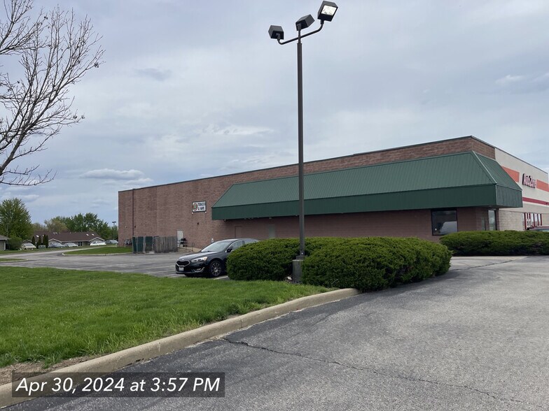More Photos Of 1055 Linden Dr, Marion Freestanding For Lease