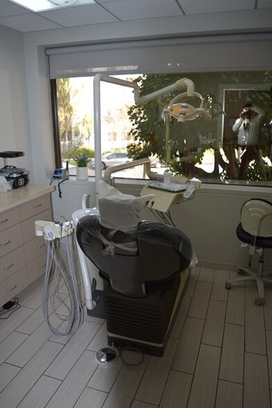 More Photos Of 1577 E Chevy Chase Dr, Glendale Medical For Lease