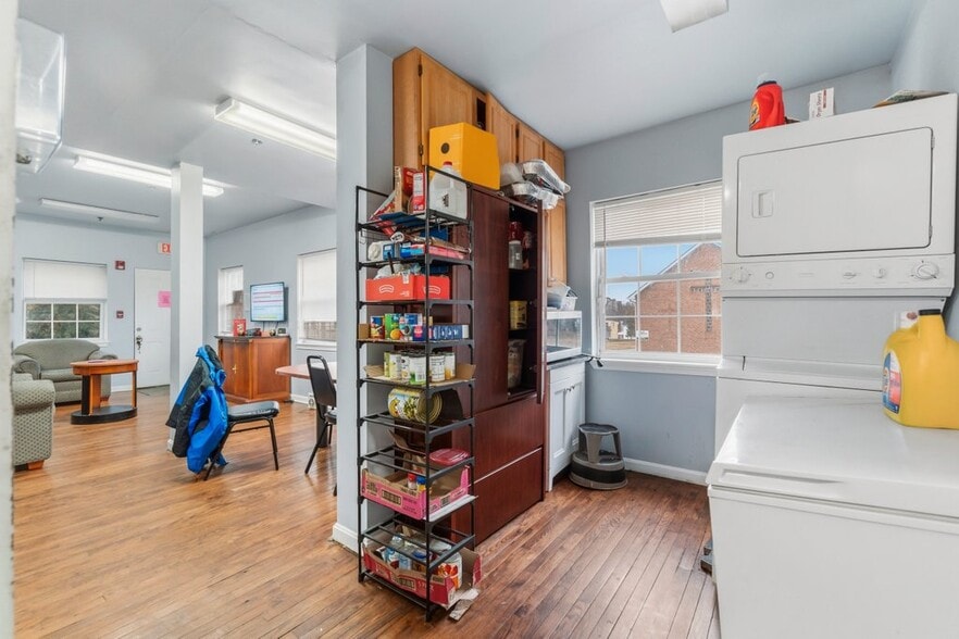 More Photos Of 3921 Old York Rd, Baltimore Specialty For Sale