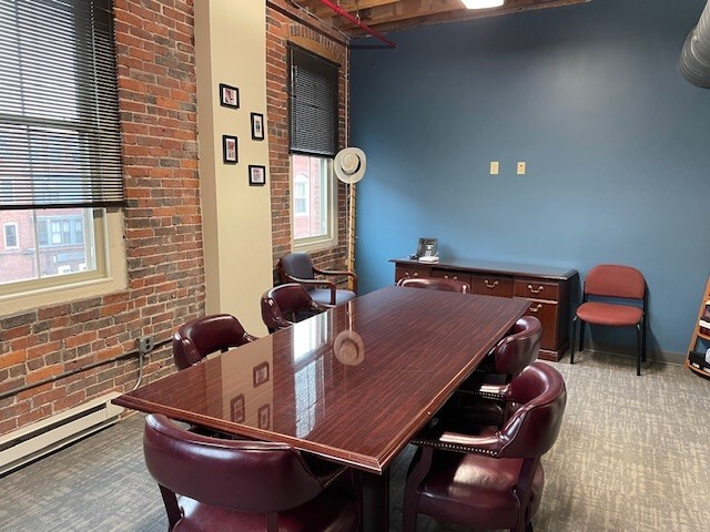 More Photos Of 13-25 Railroad Sq, Haverhill Office Residential For Lease